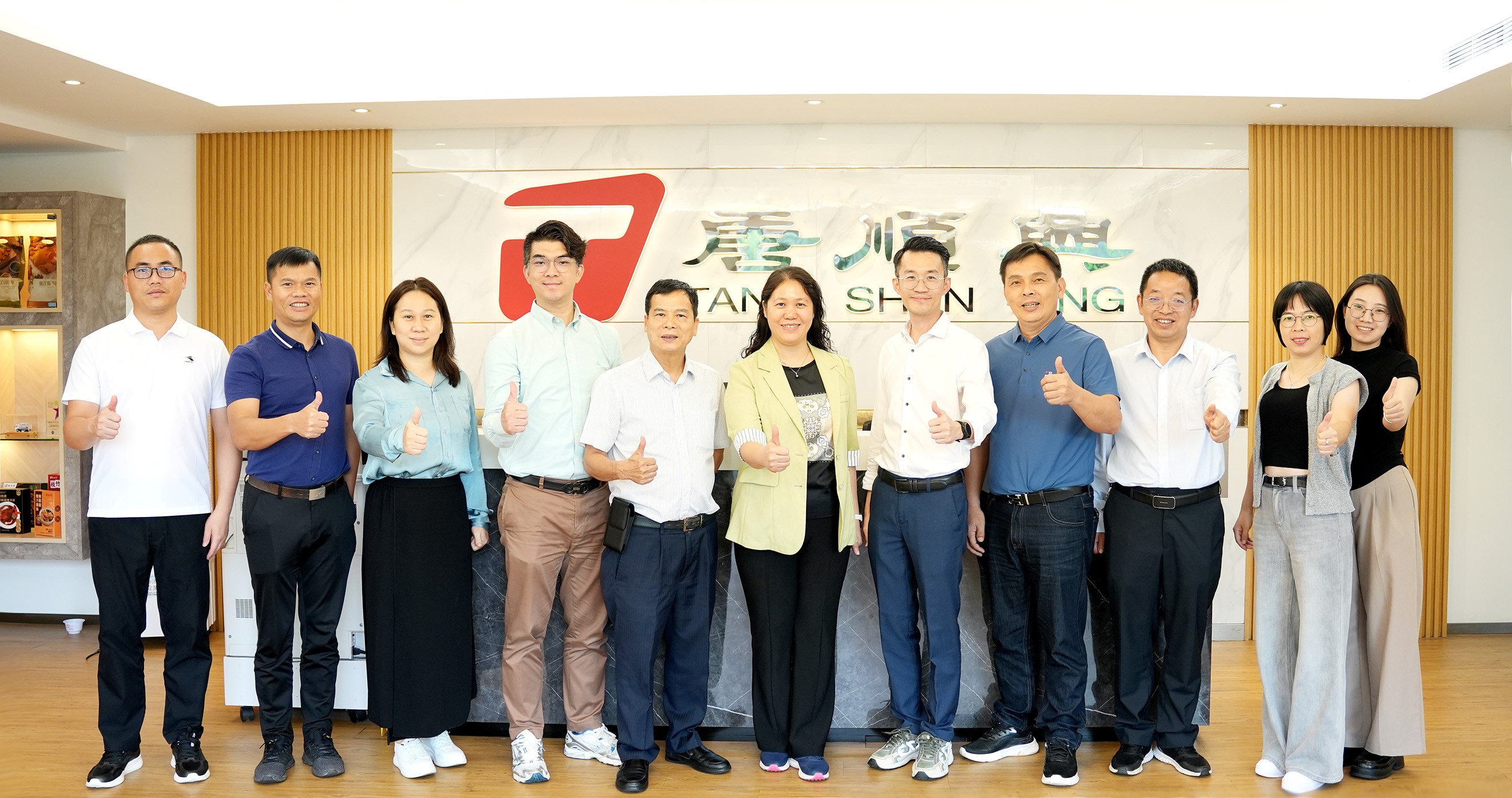 Guangdong Agricultural Delegation Visits Tang Shunxing for Inspection and Exchange